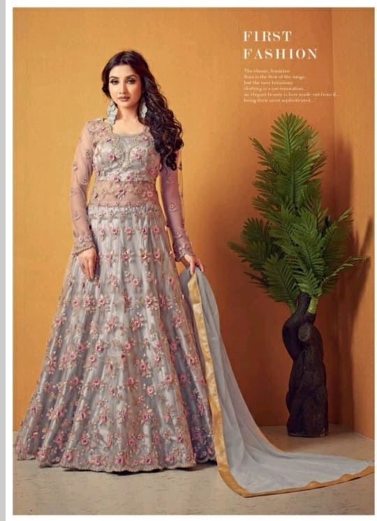 Most Fashionable And Trending Ethnic Outfits For This Wedding Season –  divena world